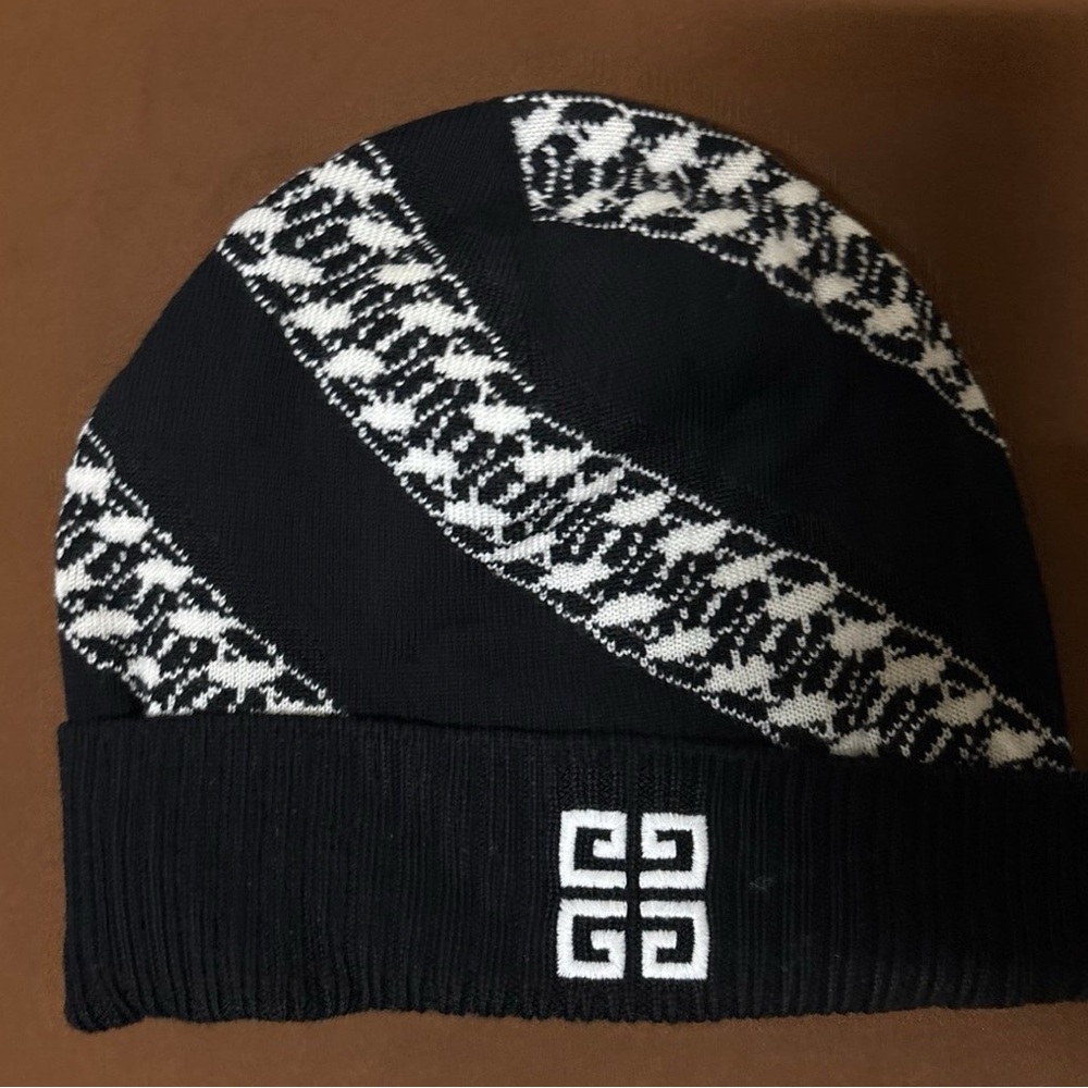 Givenchy Black and White Knit Beanie